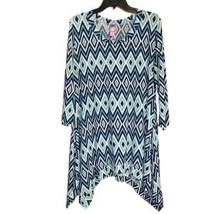 •HONEYME•NWOT BLUE/WHITE/MINT DIAMOND BOHO SHARK BIT HEM TUNIC TOP CURVY SIZE 1X